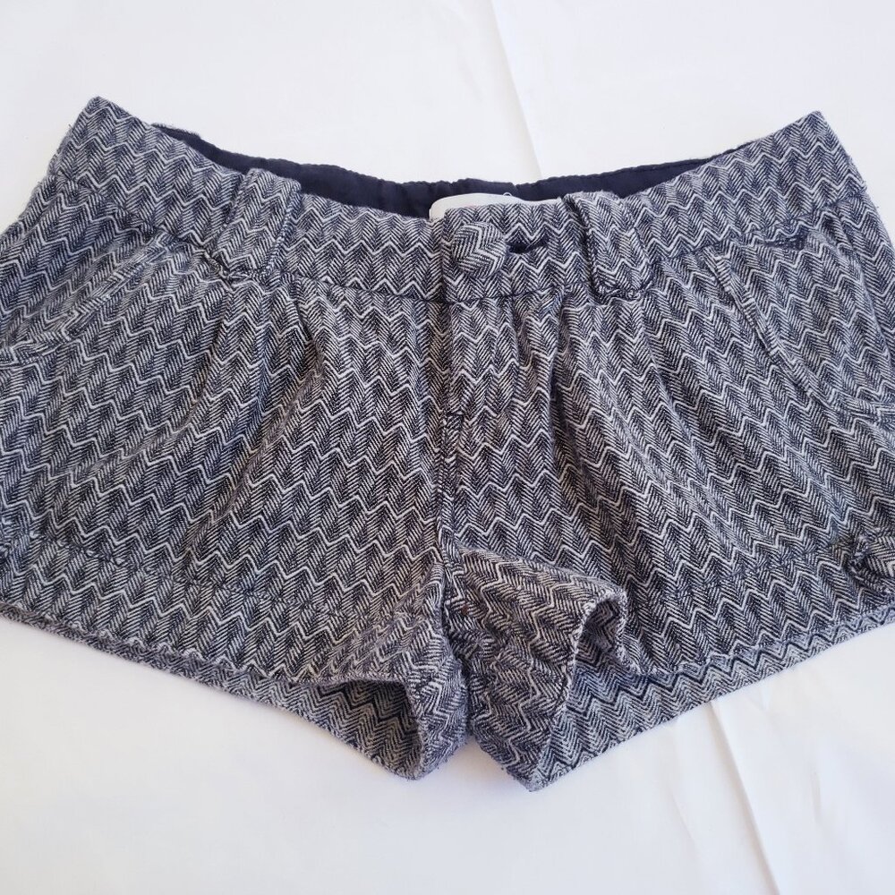 Roxy Flap Pocket Grey Shorts Size 7